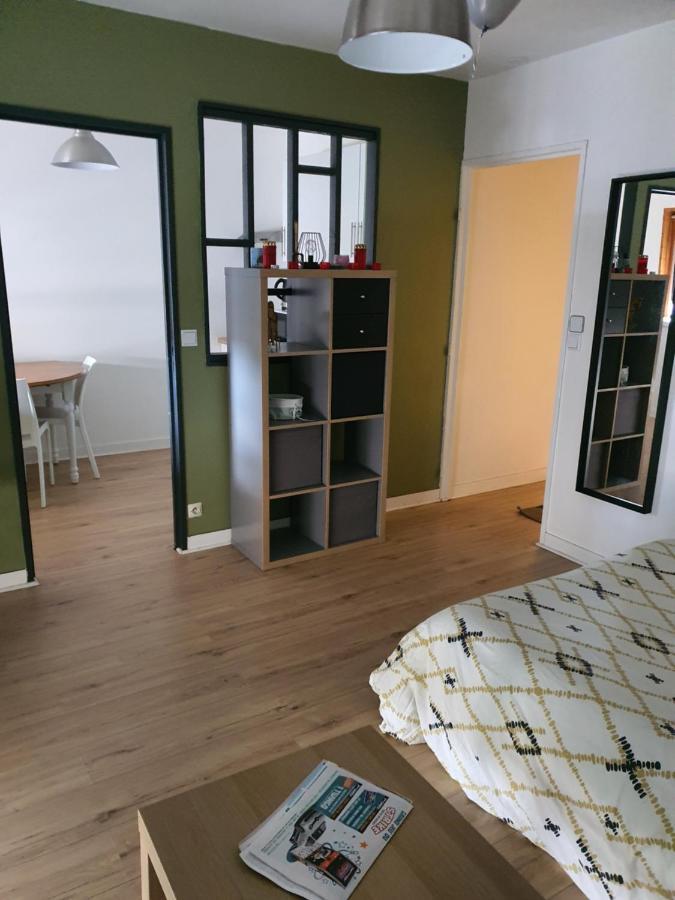 Apartamento Charmant Studio Proche Chu Campus Commerces Poitiers Exterior foto